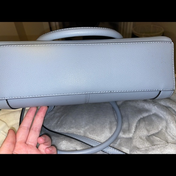 GUESS Purse - Picture 7 of 7